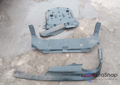 2014 Toyota Avalon Xle Touring z USA, uszkodzony, nr VIN 4T1BK1EB3EU121636